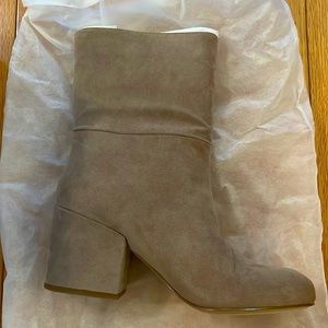 New Charles David 10M Taupe Quinton Boot